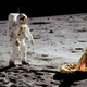 El astronauta de la NASA Buzz Aldrin en la superficie lunar durante la misión Apolo 11.